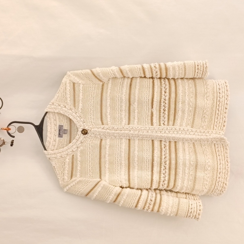 J.M. COLLECTION WOMENS SWEATER SIZE P/P IN A BEAUTIFUL WHITE CREAM COLOR